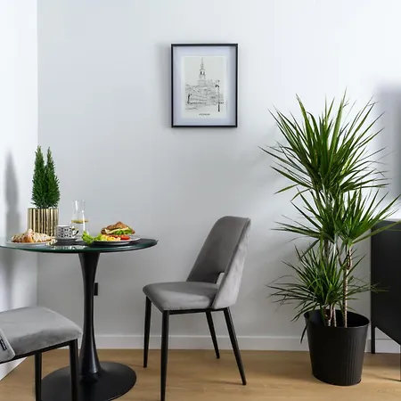 Freedom アパート